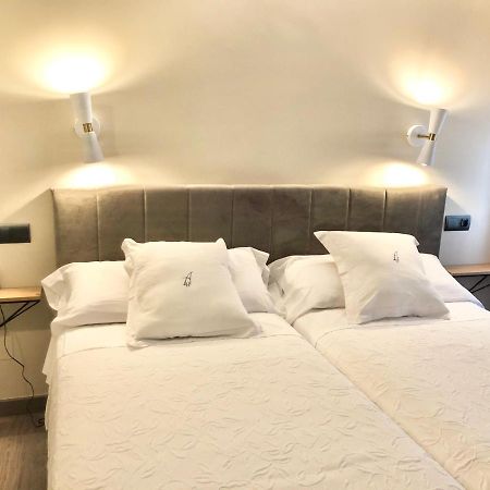 Hostal Astoria มาดริด ภายนอก รูปภาพ