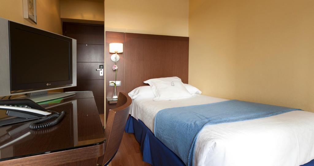Hostal Astoria มาดริด ภายนอก รูปภาพ